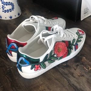 Gucci embroidered Ace sneakers 38.5